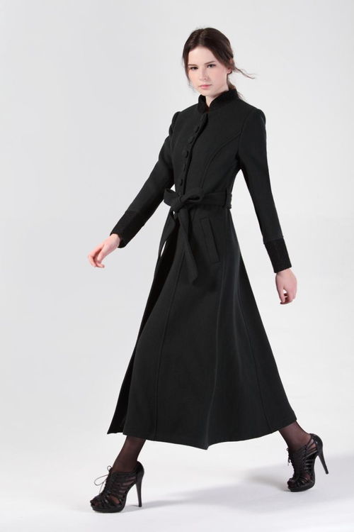 服装摄影外模拍摄女装拍照风衣外套拍摄室内棚拍